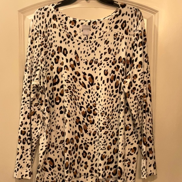 Top - Picture 1 of 2